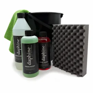 Startkit Daphine UF med Berry Burst Car Wash, Green Burst Interior Cleaner, Degreaser avfettning, mikrofibertrasa och tvättsvamp samt Daphine svart hink 10 liter